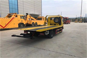 西田各庄非事故拖车