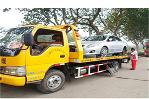西田各庄附近24小时汽车拖车服务热线